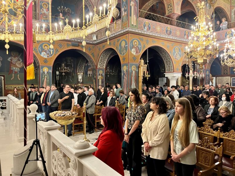 ΘΕΙΑ ΛΕΙΤΟΥΡΓΙΑ ΓΙΑ ΤΟΥΣ ΜΑΘΗΤΕΣ ΣΤΗΝ ΙΕΡΑ ΜΗΤΡΟΠΟΛΗ ΔΡΑΜΑΣ